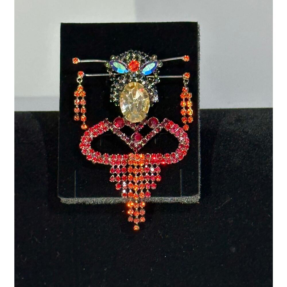 Vintage Unsigned Figural Rhinestone Lady Geisha Brooch Red Black Statement Pin